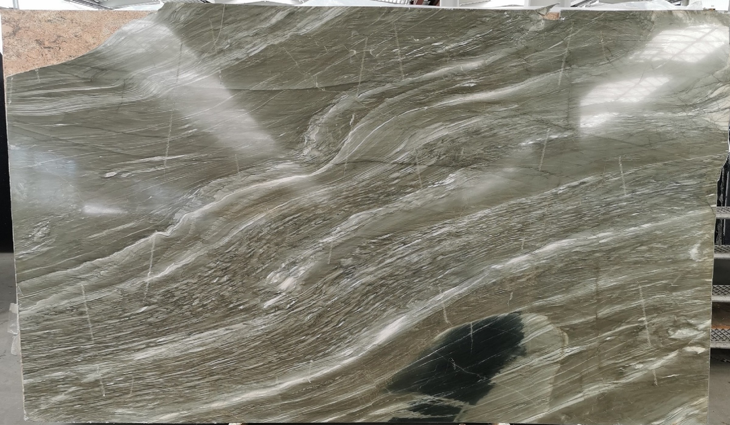 Premium Quality Green Army Quartzite Slabs - 25272
