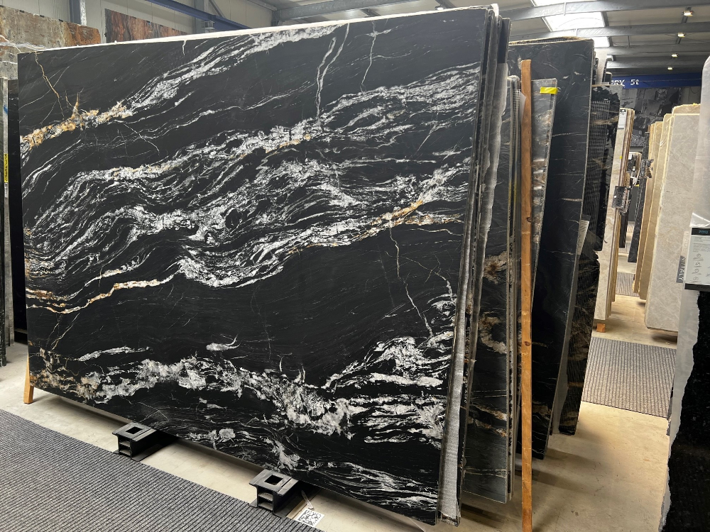 Hartgestein Rohplatten Hersteller Schwarz - Belvedere  White Vein